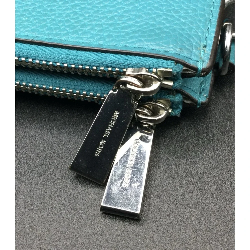 Michael Korsl Double Zip Wristlet blue